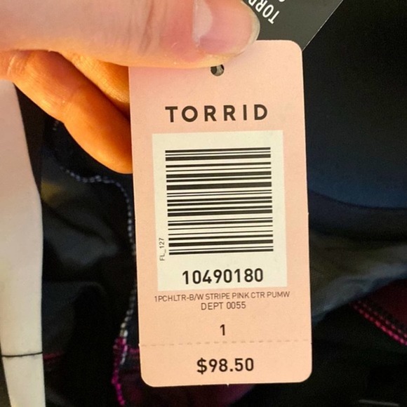 NWT Torrid black and white striped pink center halter retro pin up swimsuit - Picture 12 of 12